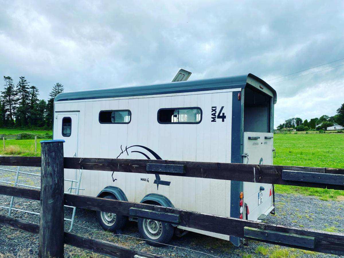 Toddys Hideaway Lägenhet Cavan Exteriör bild